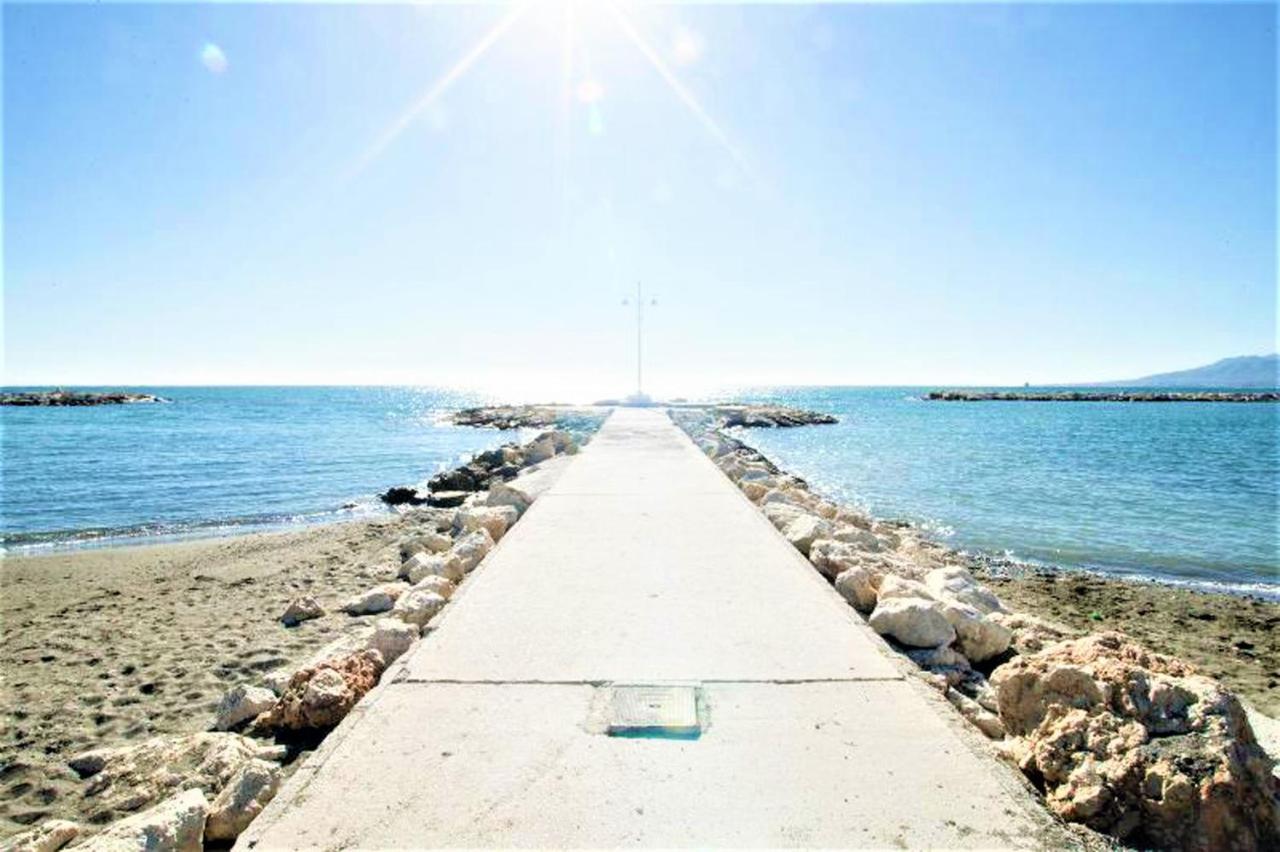 Apartamento Veronica H Malaga Luaran gambar