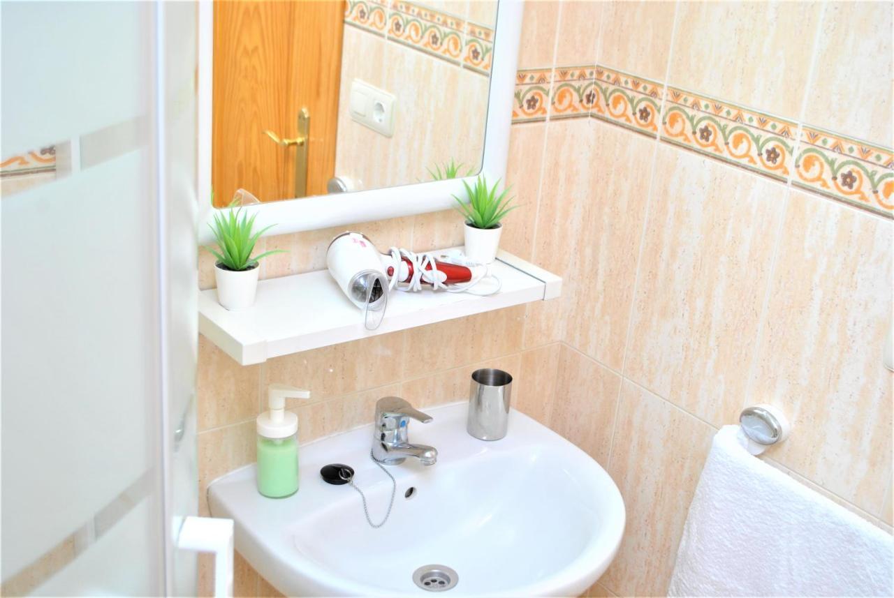 Apartamento Veronica H Malaga Luaran gambar